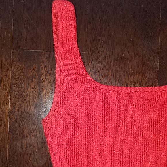 Aritzia Babaton Sculpt Knit Top - Picture 7 of 16